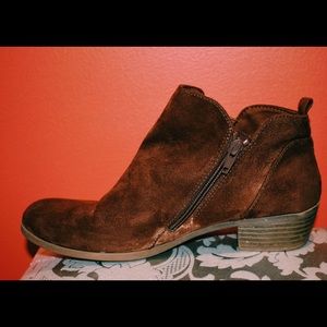 •Brown Booties